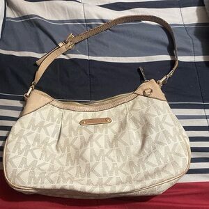 Michael kors purse